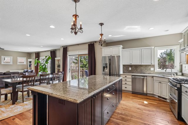 1740 SE Hawthorne Ridge Drive, Waukee, IA 50263