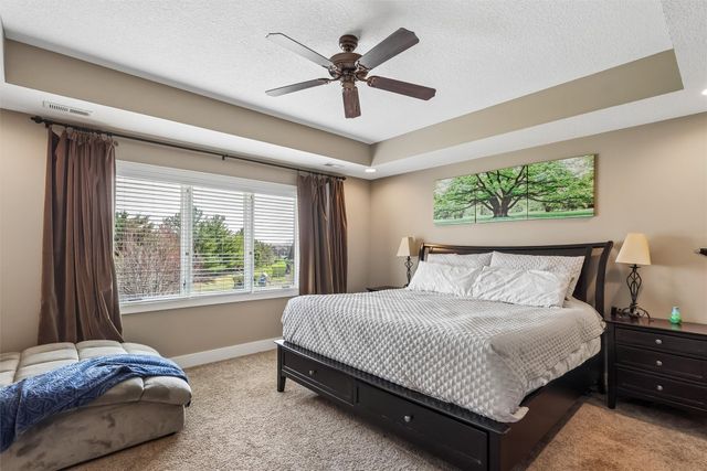 1740 SE Hawthorne Ridge Drive, Waukee, IA 50263