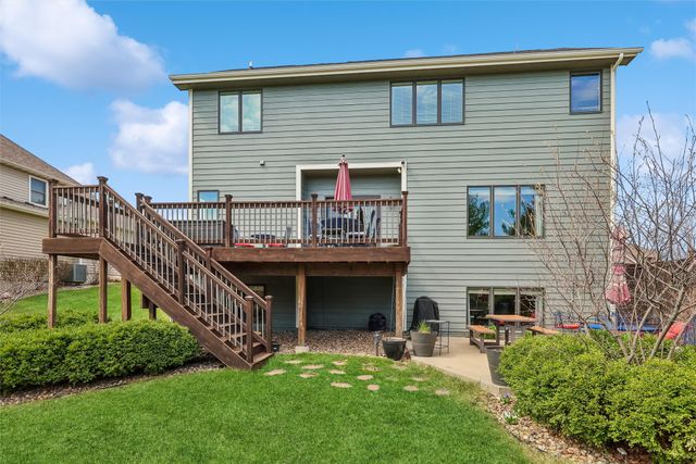 1740 SE Hawthorne Ridge Drive, Waukee, IA 50263