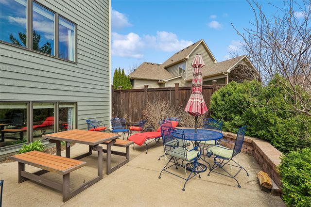 1740 SE Hawthorne Ridge Drive, Waukee, IA 50263