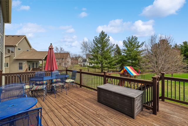 1740 SE Hawthorne Ridge Drive, Waukee, IA 50263