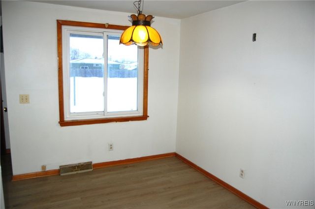 69 Sable Palm Drive, Cheektowaga, NY 14043