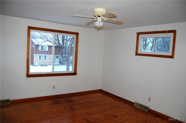 69 Sable Palm Drive, Cheektowaga, NY 14043