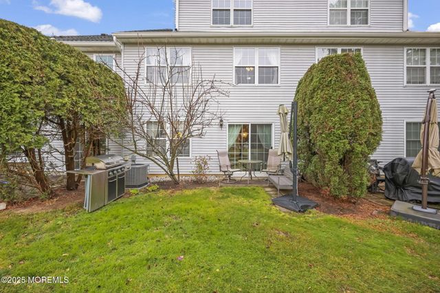 761 Banyan Court, Morganville, NJ 07751