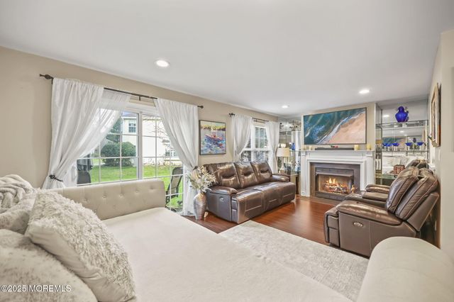 761 Banyan Court, Morganville, NJ 07751