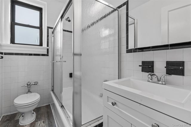 240 Martine Avenue 4G, White Plains, NY 10601