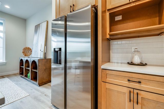 6522 Old Olive Tree Drive, Houston, TX 77091