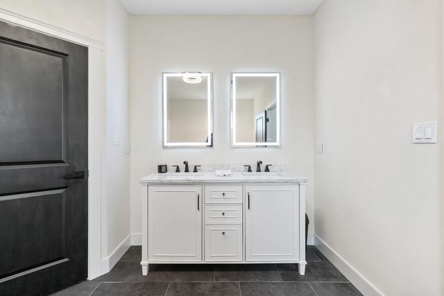 8937 Wingate Drive, Benton, AR 72019