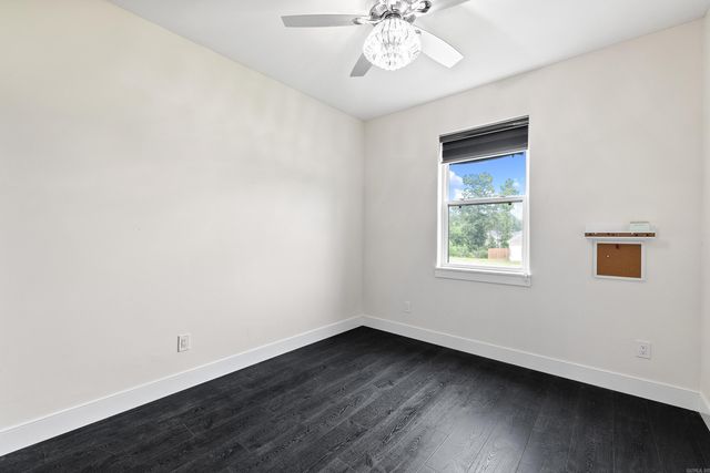 8937 Wingate Drive, Benton, AR 72019