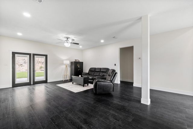 8937 Wingate Drive, Benton, AR 72019