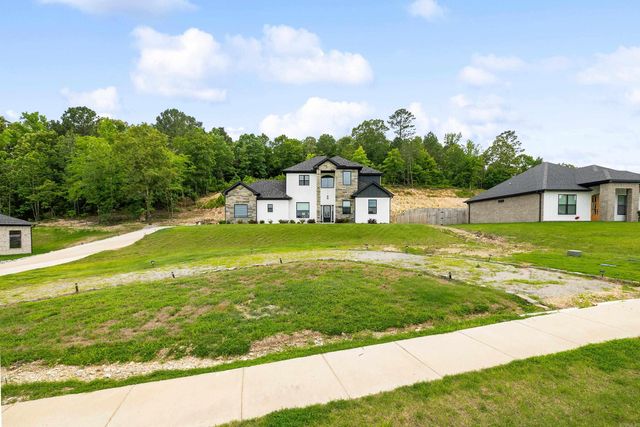 8937 Wingate Drive, Benton, AR 72019