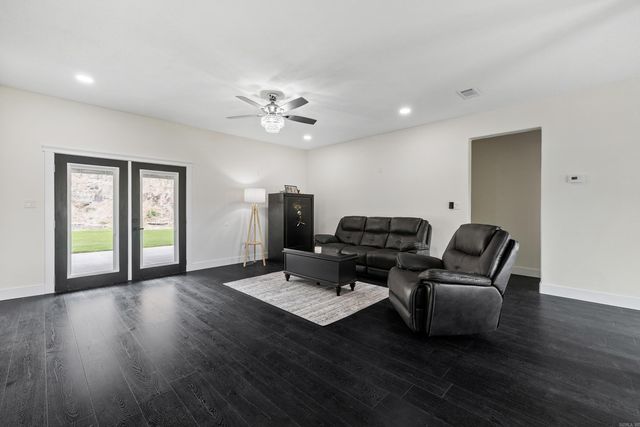 8937 Wingate Drive, Benton, AR 72019