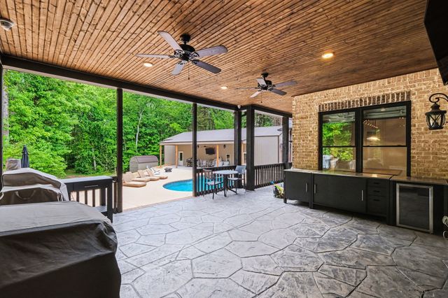 1850 Puryears Bend Rd, Hartsville, TN 37074