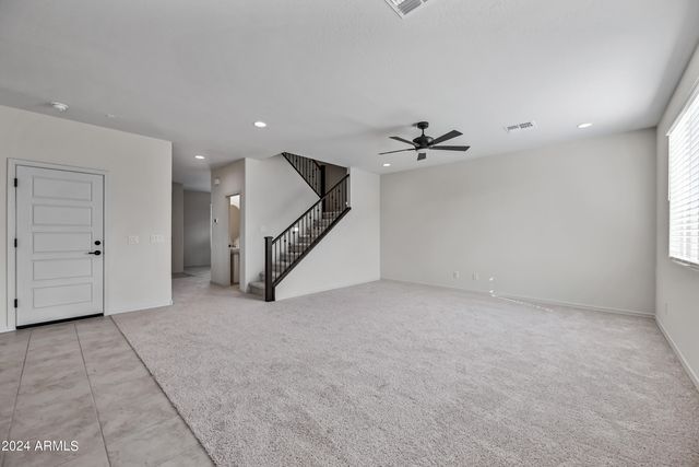 8961 W SAN JUAN Avenue, Glendale, AZ 85305