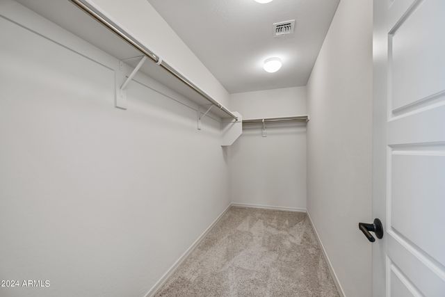 8961 W SAN JUAN Avenue, Glendale, AZ 85305