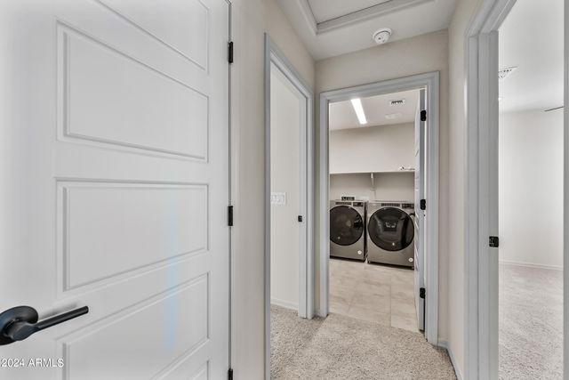 8961 W SAN JUAN Avenue, Glendale, AZ 85305