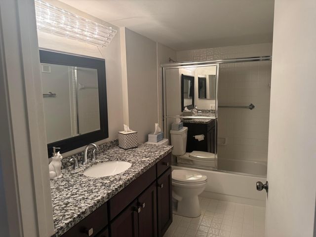 14111 Royal Vista Drive 404, Delray Beach, FL 33484