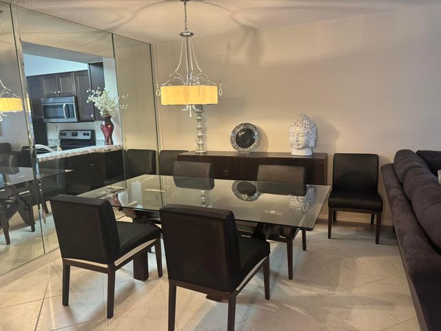 14111 Royal Vista Drive 404, Delray Beach, FL 33484