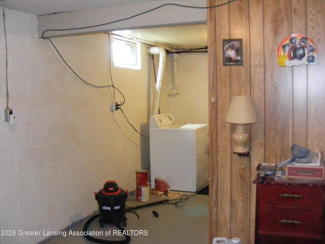 7064 E Clinton Trail, Eaton Rapids, MI 48827
