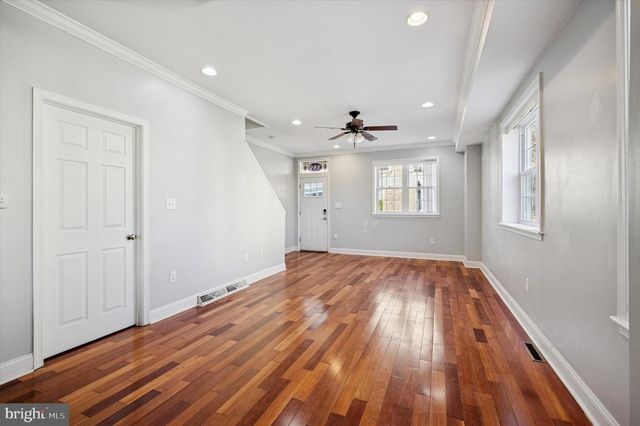 389 CONARROE ST, Philadelphia, PA 19128