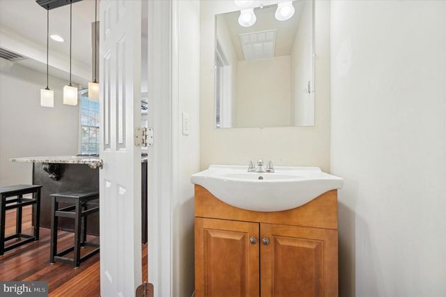 389 CONARROE ST, Philadelphia, PA 19128