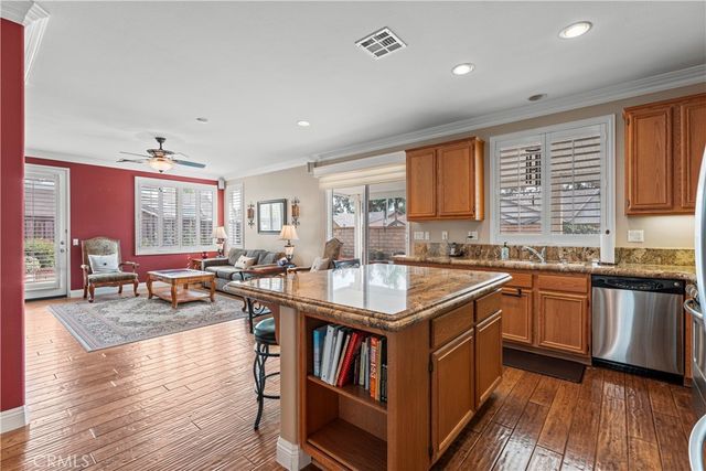 366 Garcia Dr, Hemet, CA 92545