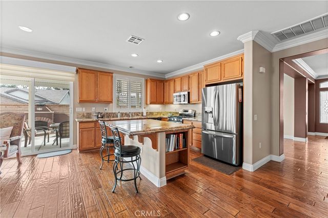 366 Garcia Dr, Hemet, CA 92545