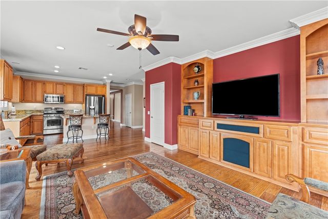 366 Garcia Dr, Hemet, CA 92545