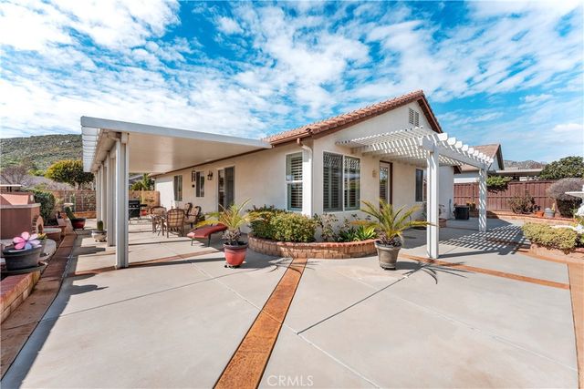 366 Garcia Dr, Hemet, CA 92545