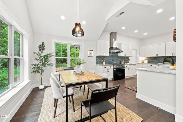 2010 Damascus Church Road, Chapel Hill, NC 27516
