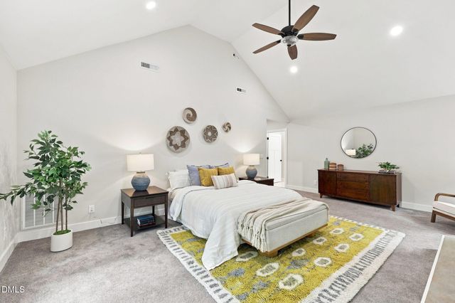 2010 Damascus Church Road, Chapel Hill, NC 27516