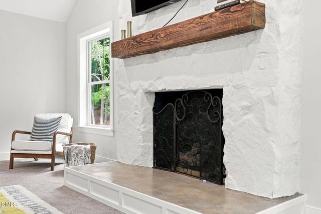 2010 Damascus Church Road, Chapel Hill, NC 27516