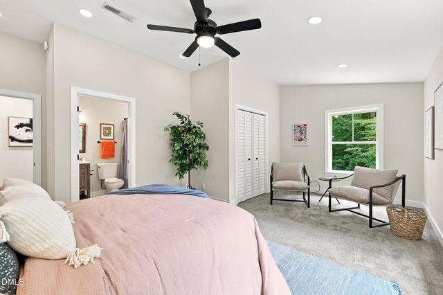 2010 Damascus Church Road, Chapel Hill, NC 27516