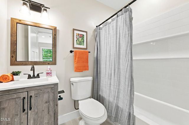 2010 Damascus Church Road, Chapel Hill, NC 27516