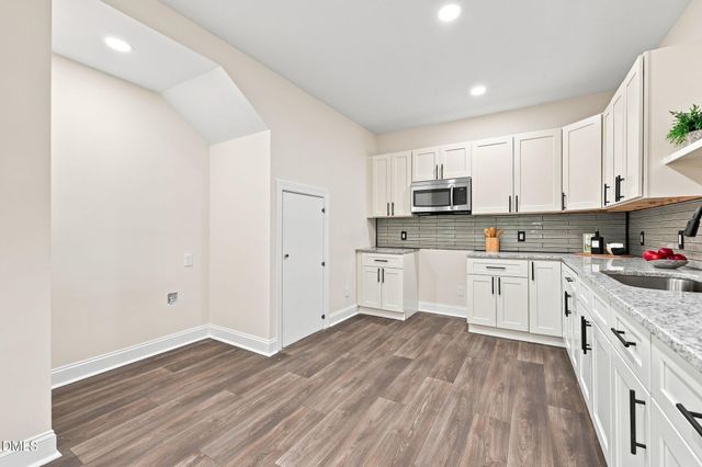 2010 Damascus Church Road, Chapel Hill, NC 27516