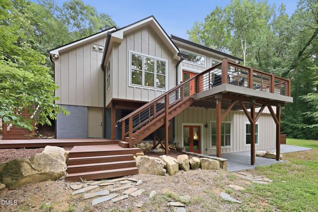 2010 Damascus Church Road, Chapel Hill, NC 27516