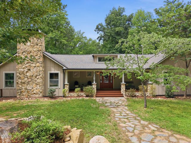 2010 Damascus Church Road, Chapel Hill, NC 27516