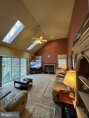 106 HILLTOP CT, Mullica Hill, NJ 08062