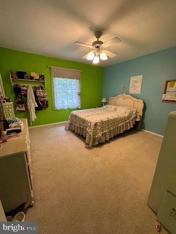 106 HILLTOP CT, Mullica Hill, NJ 08062