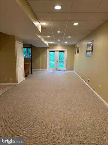 106 HILLTOP CT, Mullica Hill, NJ 08062
