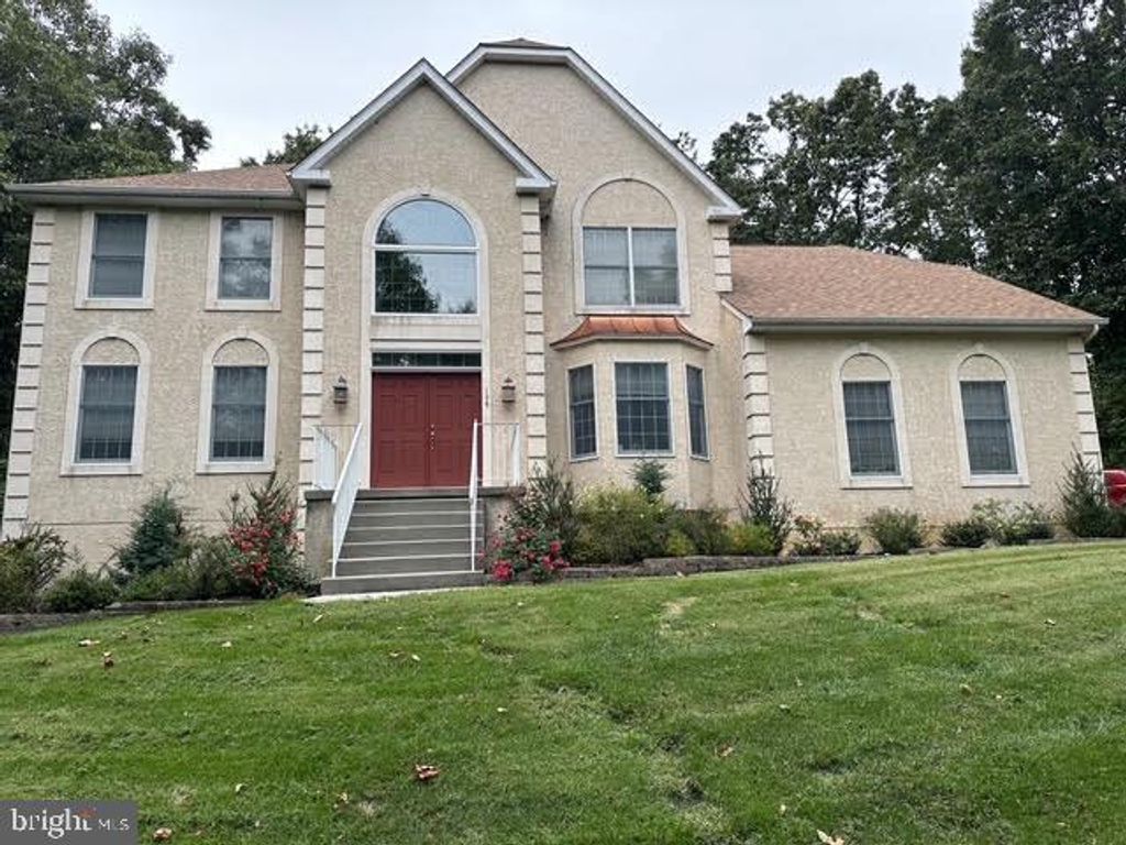 106 HILLTOP CT, MULLICA HILL, NJ 08062 — exterior