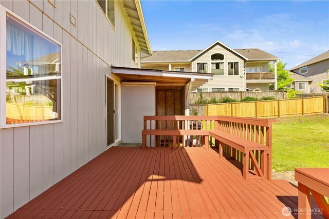 1235 29th Avenue Ct SW, Puyallup, WA 98373