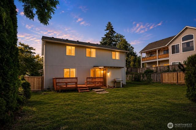 1235 29th Avenue Ct SW, Puyallup, WA 98373