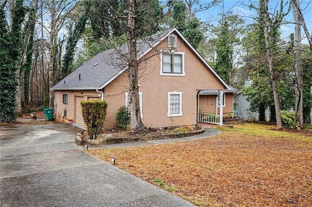 8295 Bridgewater Place, Riverdale, GA 30296