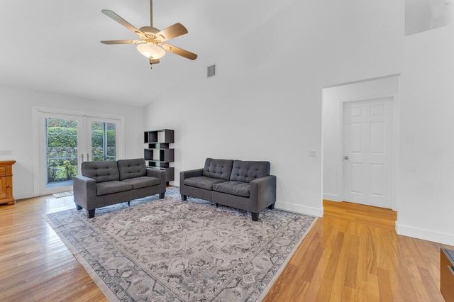 3291 Overlook Road, Davie, FL 33328