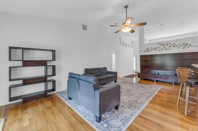 3291 Overlook Road, Davie, FL 33328