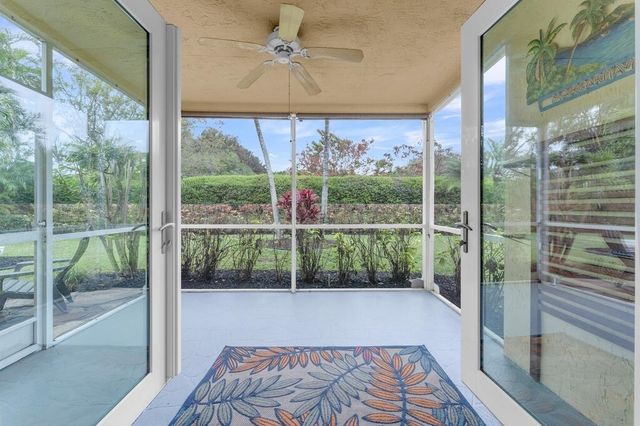 3291 Overlook Road, Davie, FL 33328