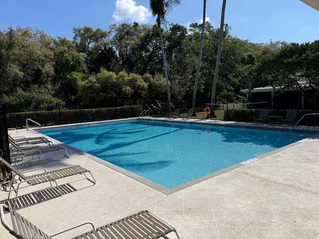 3291 Overlook Road, Davie, FL 33328