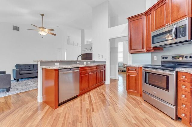 3291 Overlook Road, Davie, FL 33328