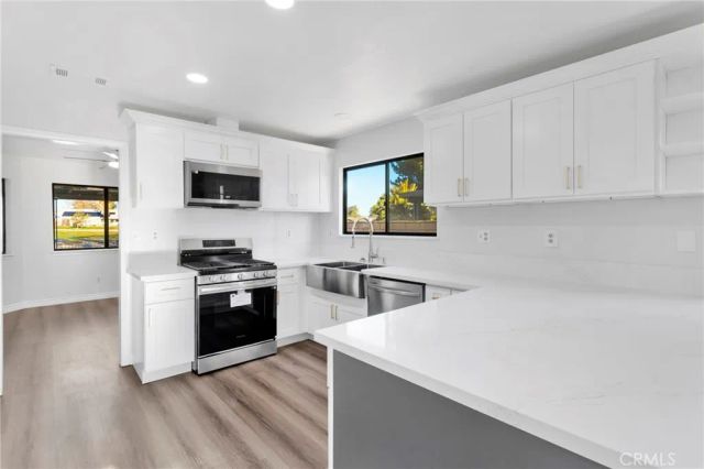 15776 Candlewood, Victorville, CA 92395